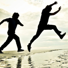Men-leaping_Flickr_240